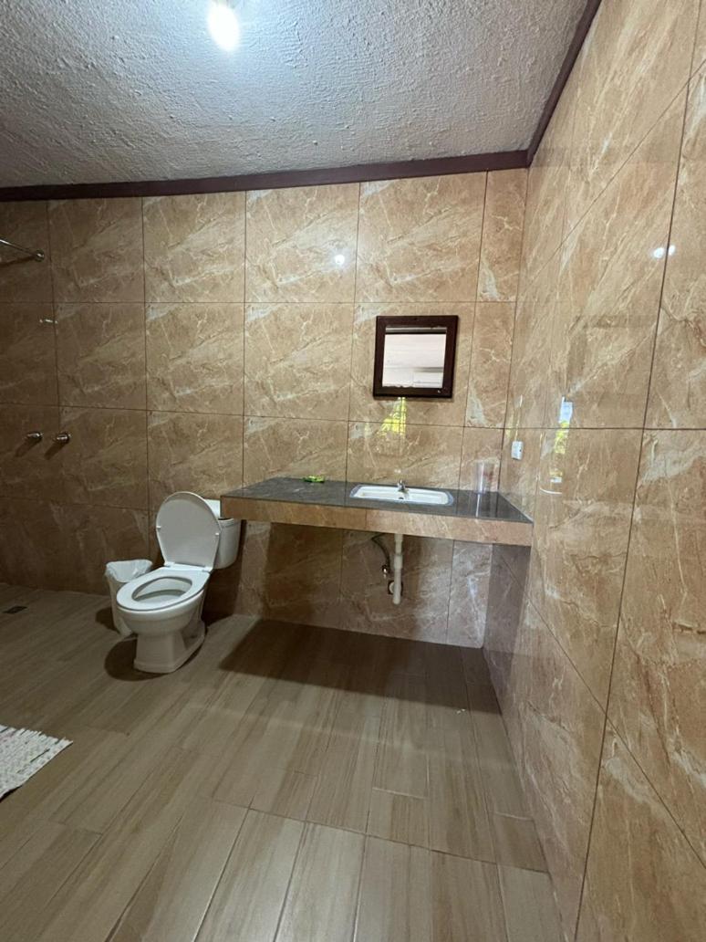 מנואל אנטוניו Hotel Coco Beach מראה חיצוני תמונה