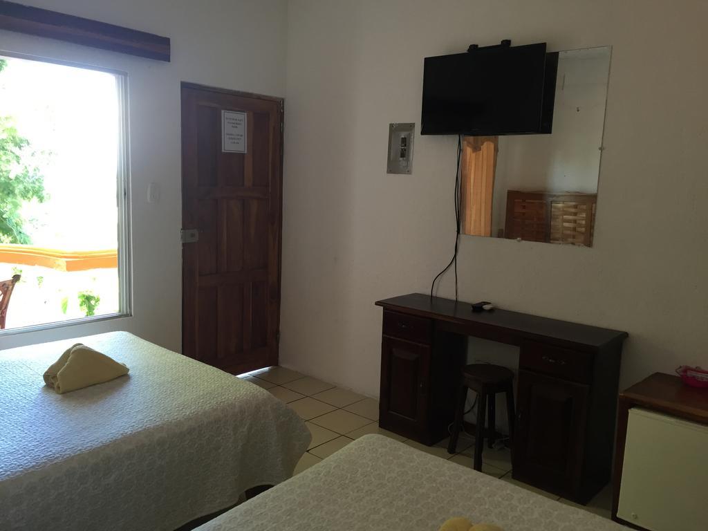 מנואל אנטוניו Hotel Coco Beach מראה חיצוני תמונה